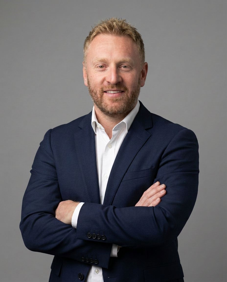 Portret van Sander de Miranda, founder & CRM consultant van Sales Wing