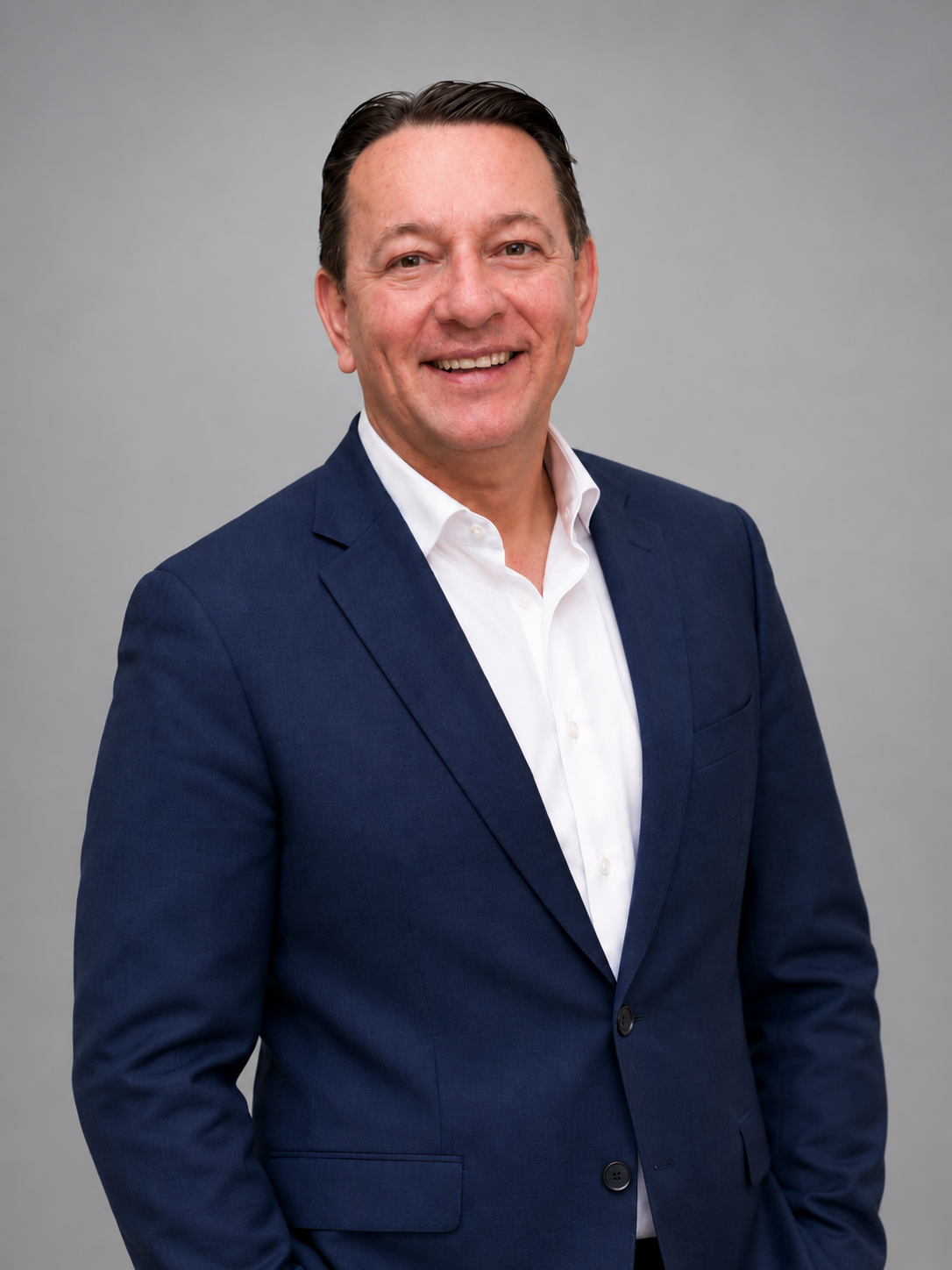 Portret van Raymond Nootenboom, sales enablement specialist van Sales Wing